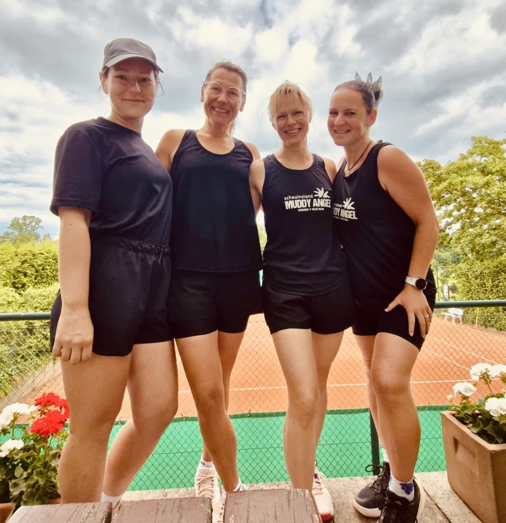 Damen 30 Team beim Auswärtsspiel gegen den Tennisclub im Rundfunk Berlin- Brandenburg.