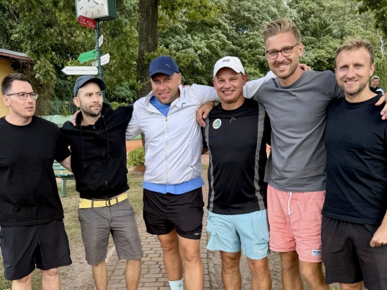 Herren 30 steigen in die Verbandoberliga auf